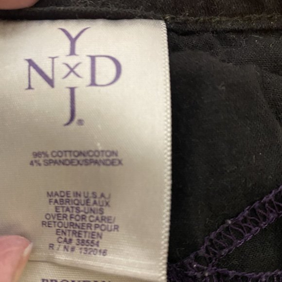 NYDJ -- Jeans, Black Straight Cut, Rhinestone Detail on Back Pockets - Picture 12 of 13